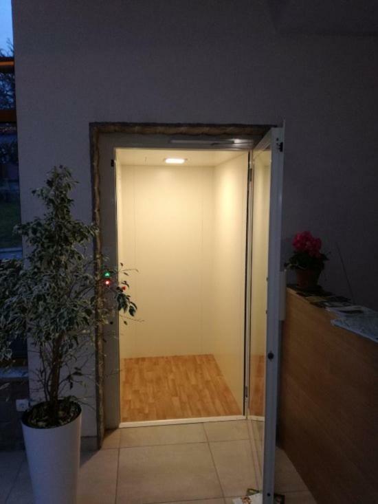 Janezinovi House Pensionat Ratecevo Brdo Eksteriør billede