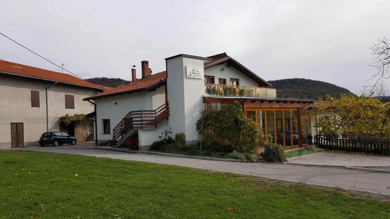 Janezinovi House Pensionat Ratecevo Brdo Eksteriør billede